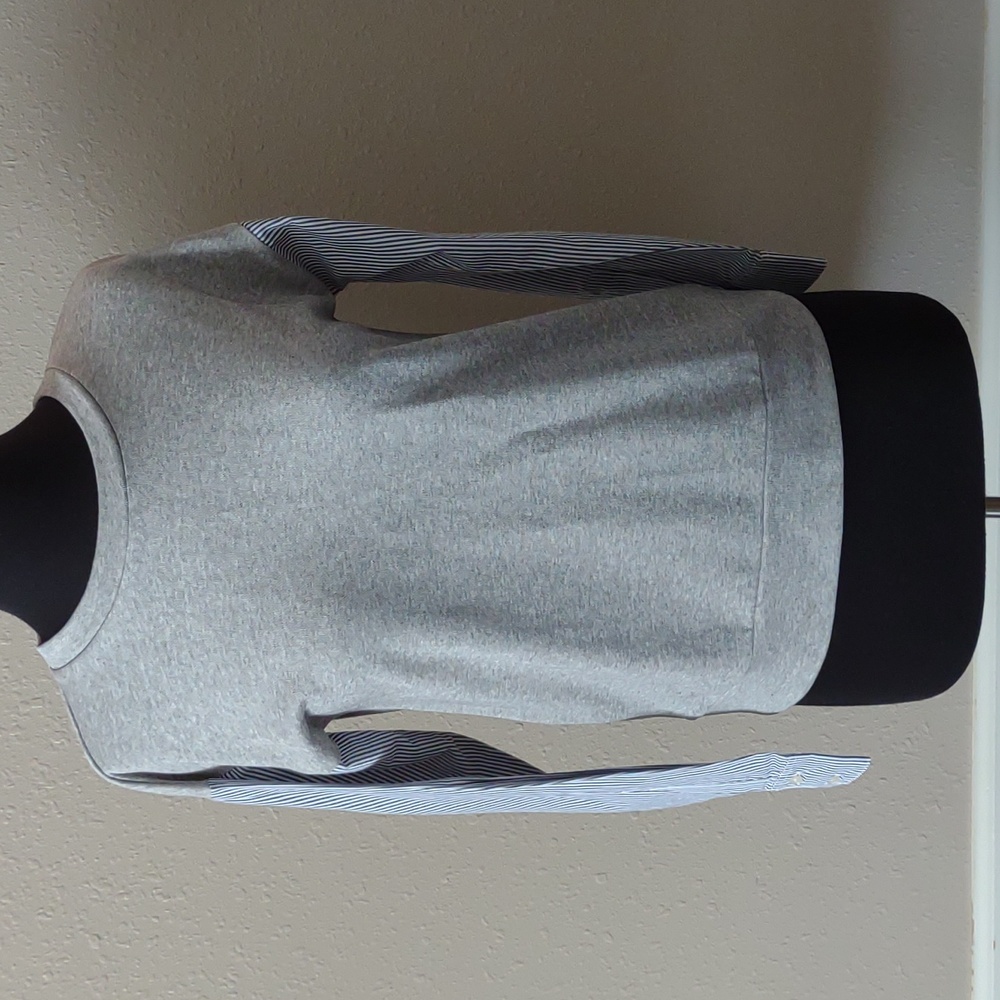NWT Vineyard Vines Top